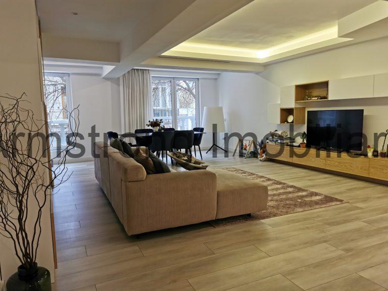 Vanzare apartament cu 3 camere in Herastrau Persepolis