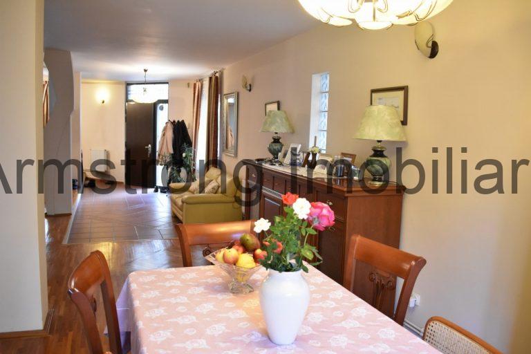 Vila vanzare Piata Alba Iulia-Decebal