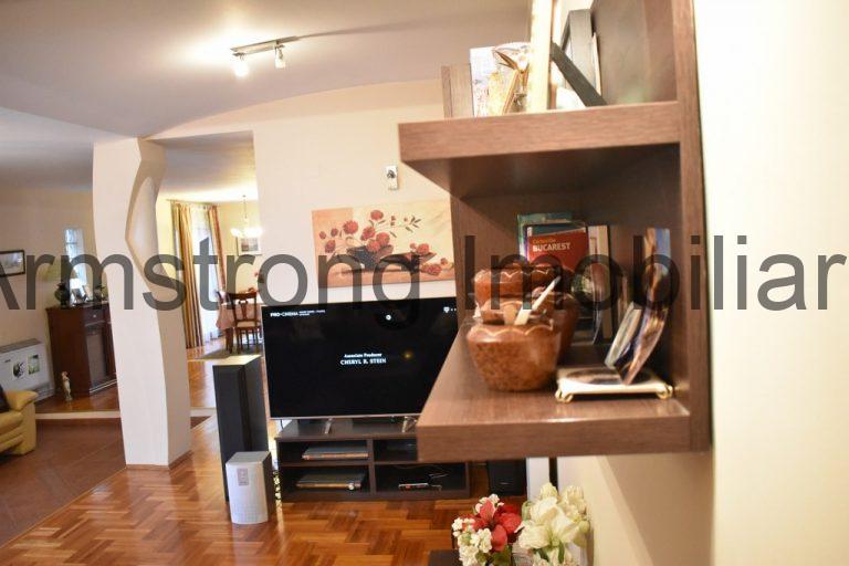 Vila vanzare Piata Alba Iulia-Decebal