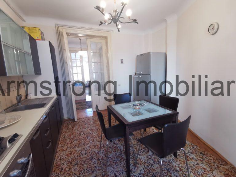 Apartament 4 camere vanzare  LIDO