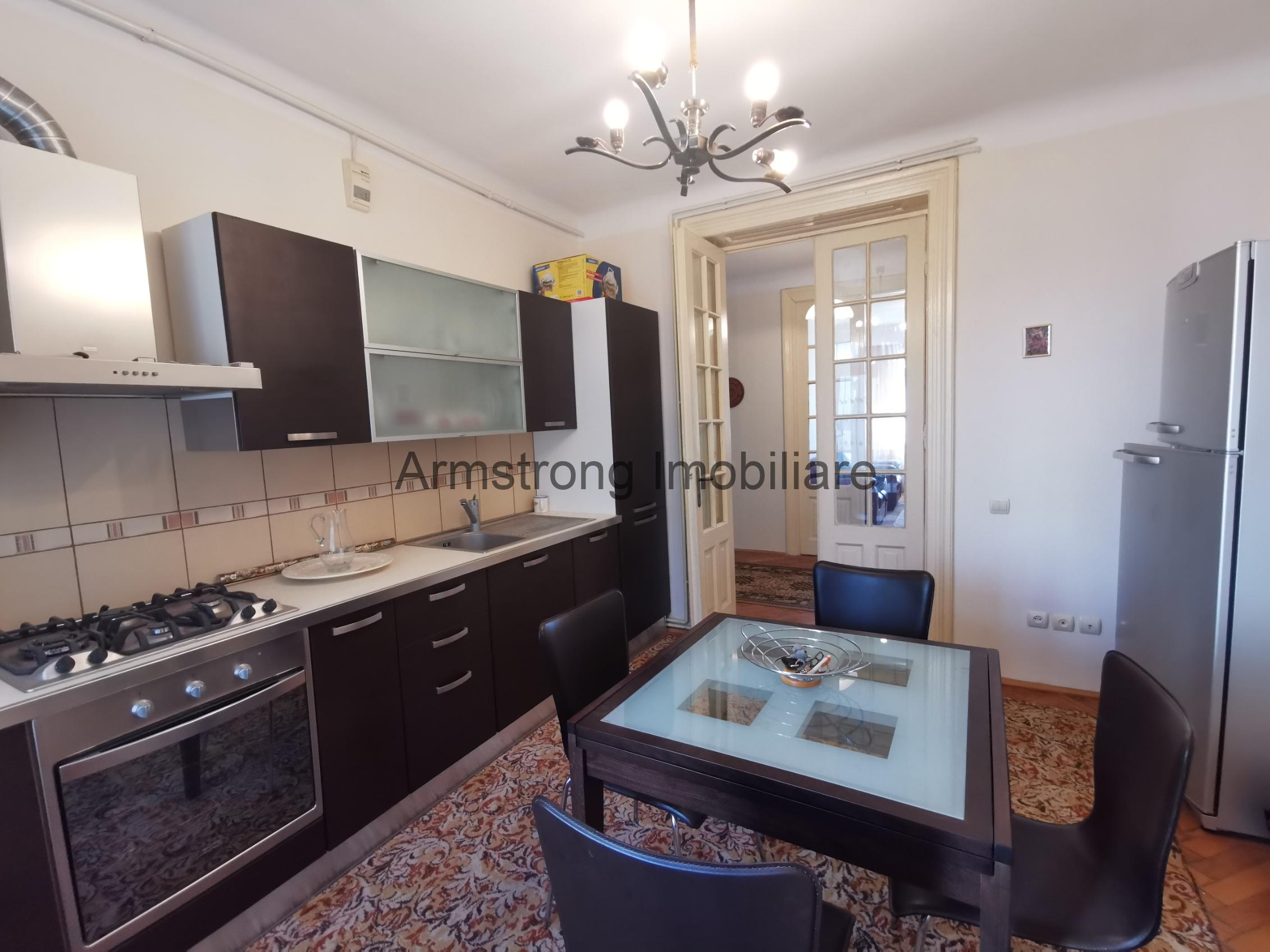 Apartament 4 camere vanzare LIDO