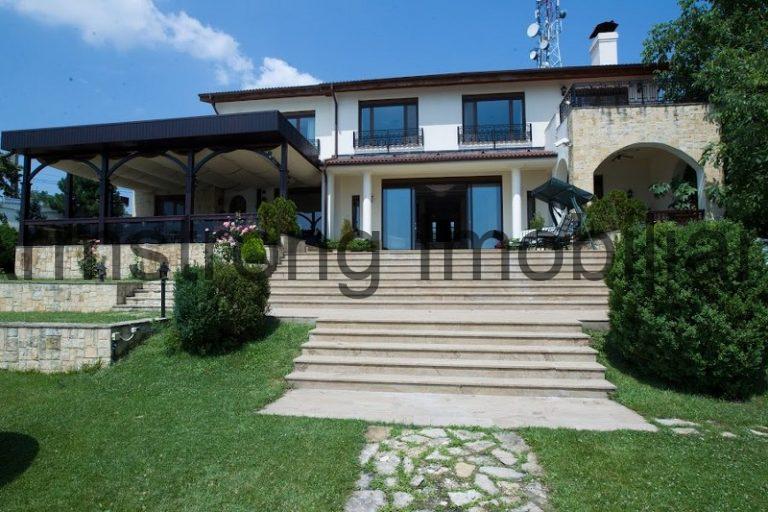 Vanzare vila stil mediteranean Snagov
