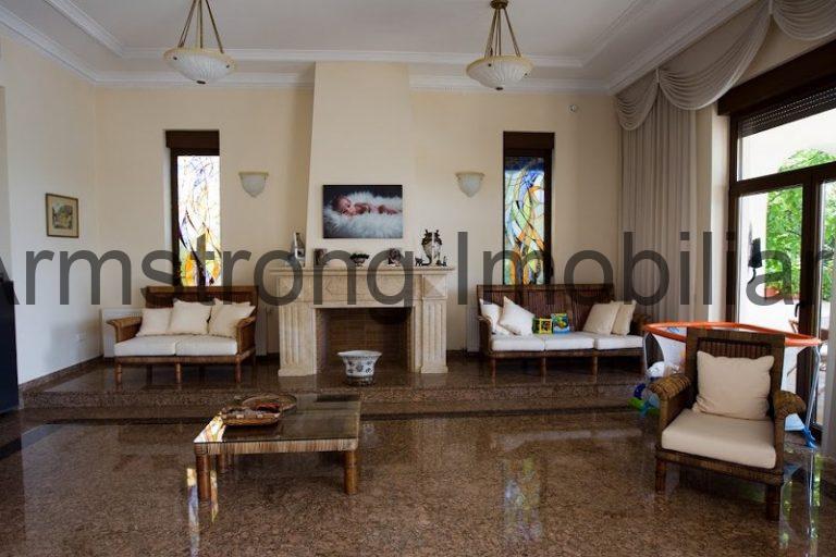 Vanzare vila stil mediteranean Snagov