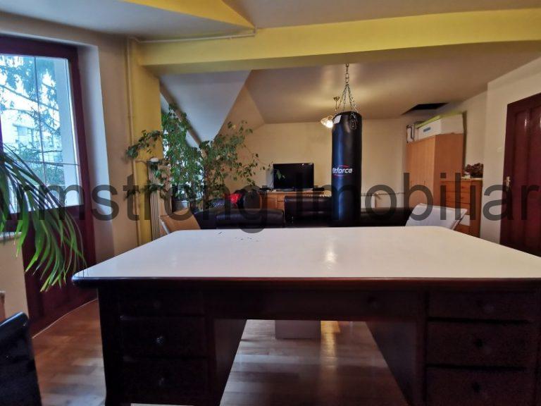 Agentie imobiliara sector 1 Vilă de lux cu grădină în Floreasca, București – Agentie IMOBILIARA sector 1