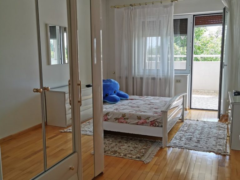 Agentie imobiliara sector 1 Vila superba cu piscina si gradina superba in Domnesti – 460 mp utili, teren 2600 mp – Agentie IMOBILIARA sector 1