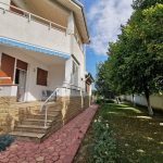 Agentie imobiliara sector 1 Vila superba cu piscina si gradina superba in Domnesti – 460 mp utili, teren 2600 mp – Agentie IMOBILIARA sector 1
