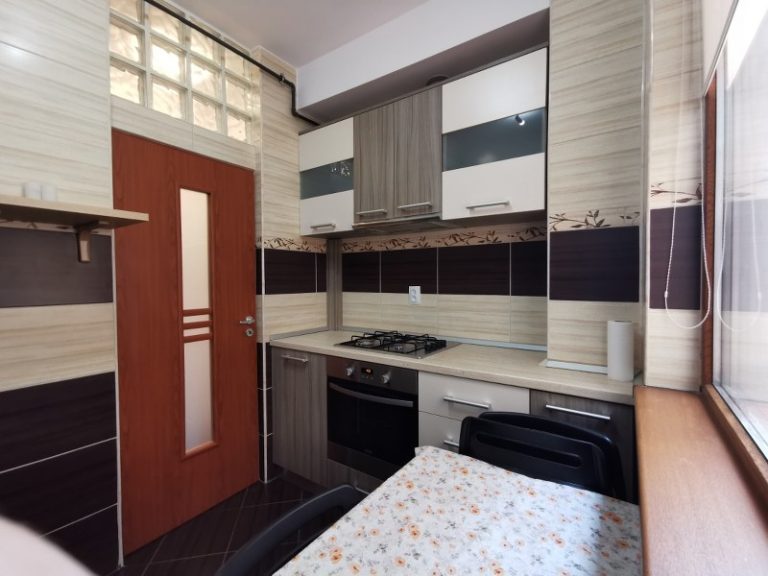 Agentie imobiliara sector 1 Apartament 2 camere de inchiriat Metrou Ialomitei mobilat complet – balcon cu vedere verde – 475€ – Agentie IMOBILIARA sector 1